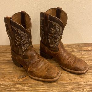 Ariat Men’s 9.5EE work boots